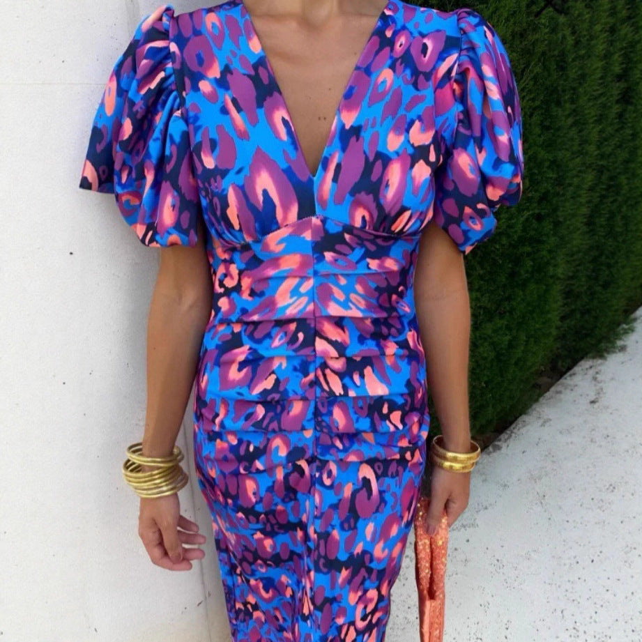 Fitted evening dress for women with puff sleeves and V-neck Lune London
