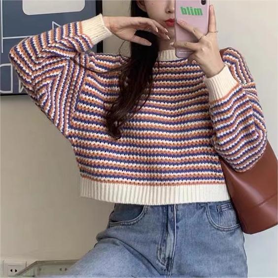 Women's Wavy Knit Sweater with Oversized Cut Lune London