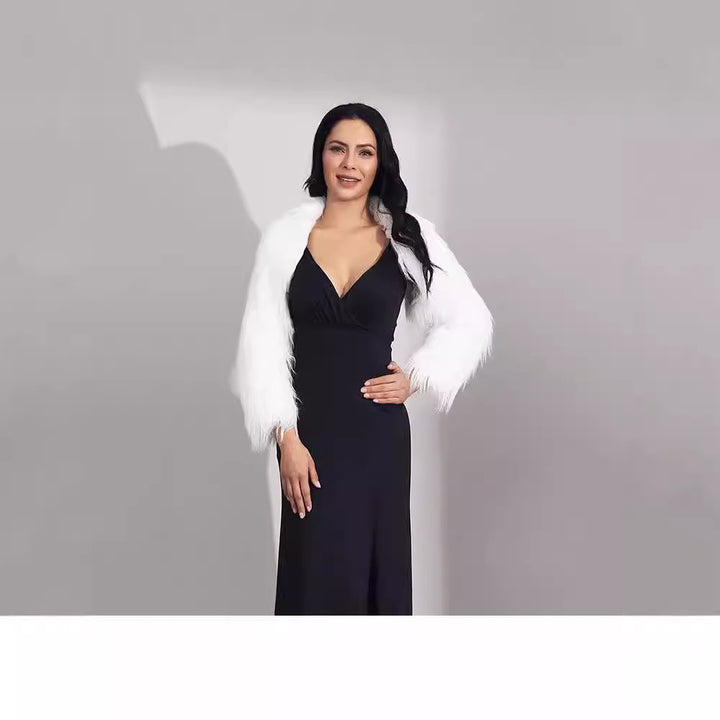 Ladies extravagant faux fur bolero with elegant cut Lune London