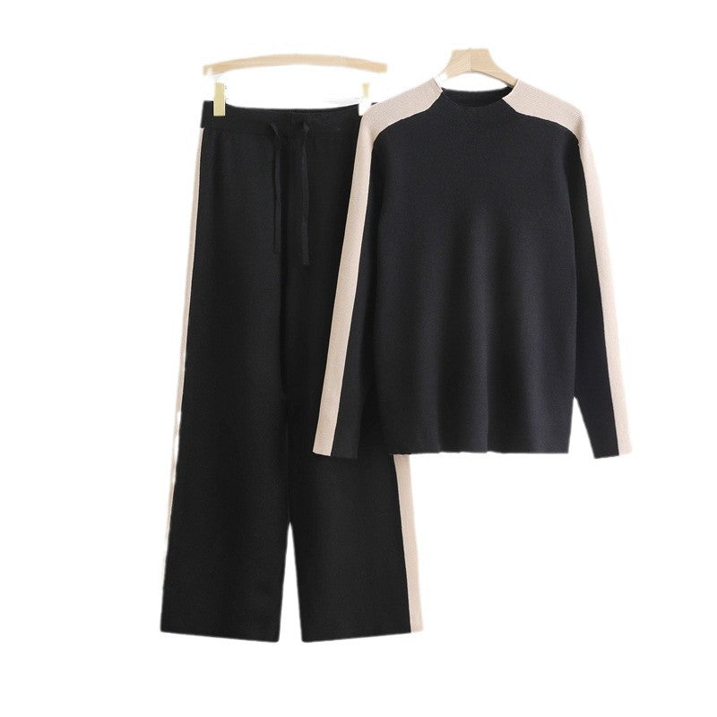 Sport leisure set for women with contrasting sleeves and an elastic waistband Lune London