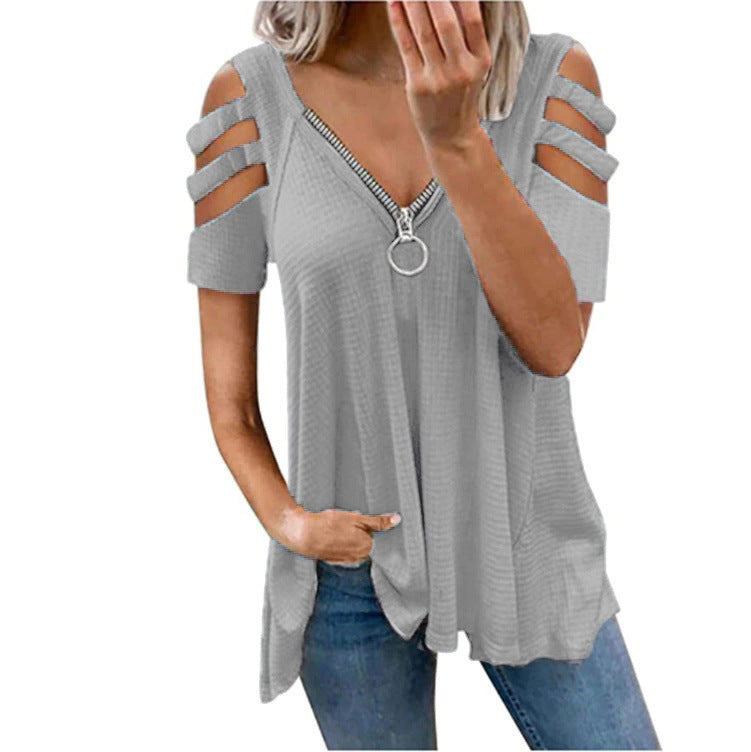 Ladies knit sweater with trendy cut-out sleeves Lune London