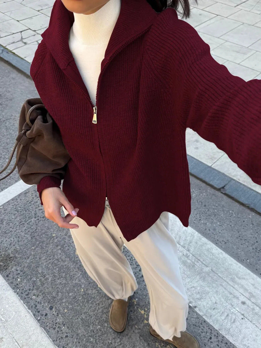 Veste tricotée pour femmes avec col haut Chic & Stil