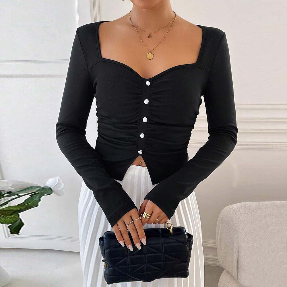 Haut court à manches longues pour femmes avec détail de bouton décoratif et design froncé Chic & Stil