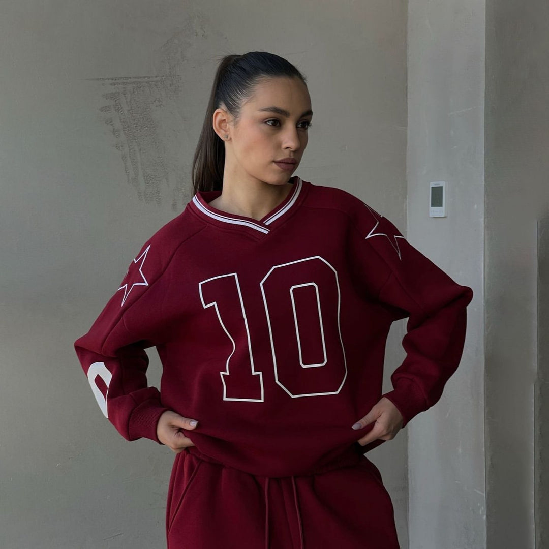 Women's sporty leisure set with a loose fit and a casual chic design