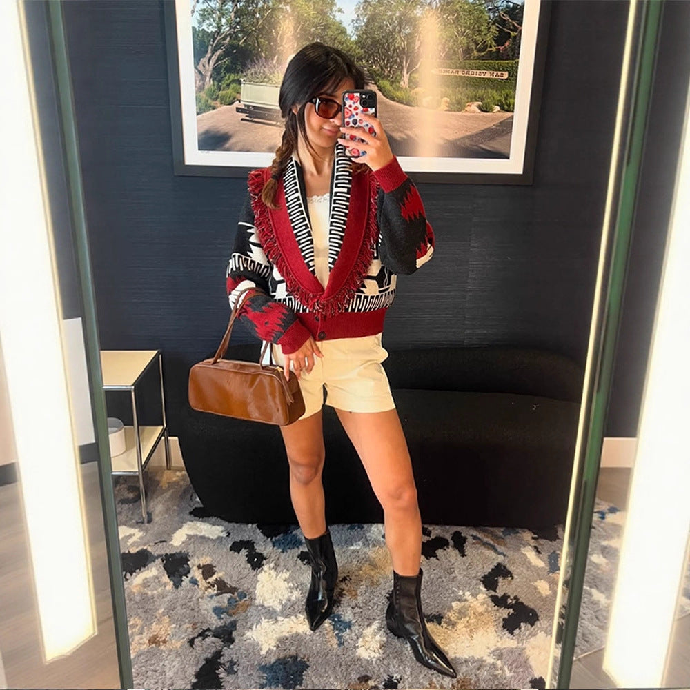 Knit cardigan for women with fringe details and a geometric pattern Lune London