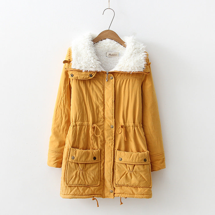 Women's winter coat, straight cut, with faux fur collar and practical pockets Lune London