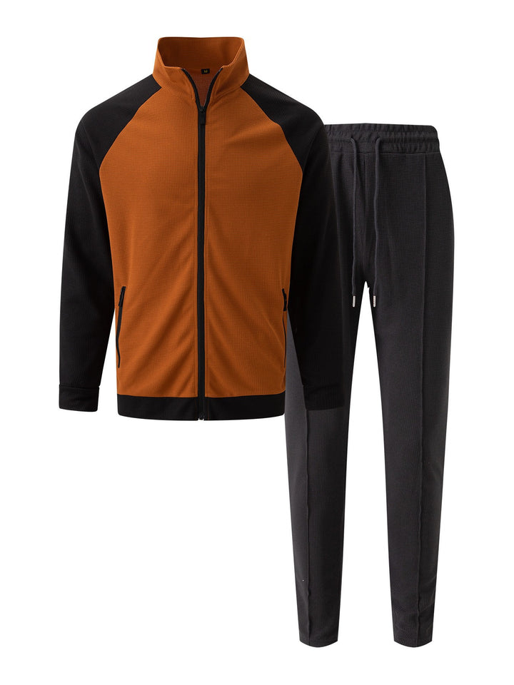Men's sports tracksuit with breathable material and ergonomic fit Lune London
