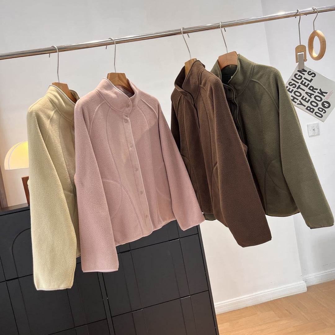 Veste en polaire pour femmes avec col montant et boutons-pression Chic & Stil