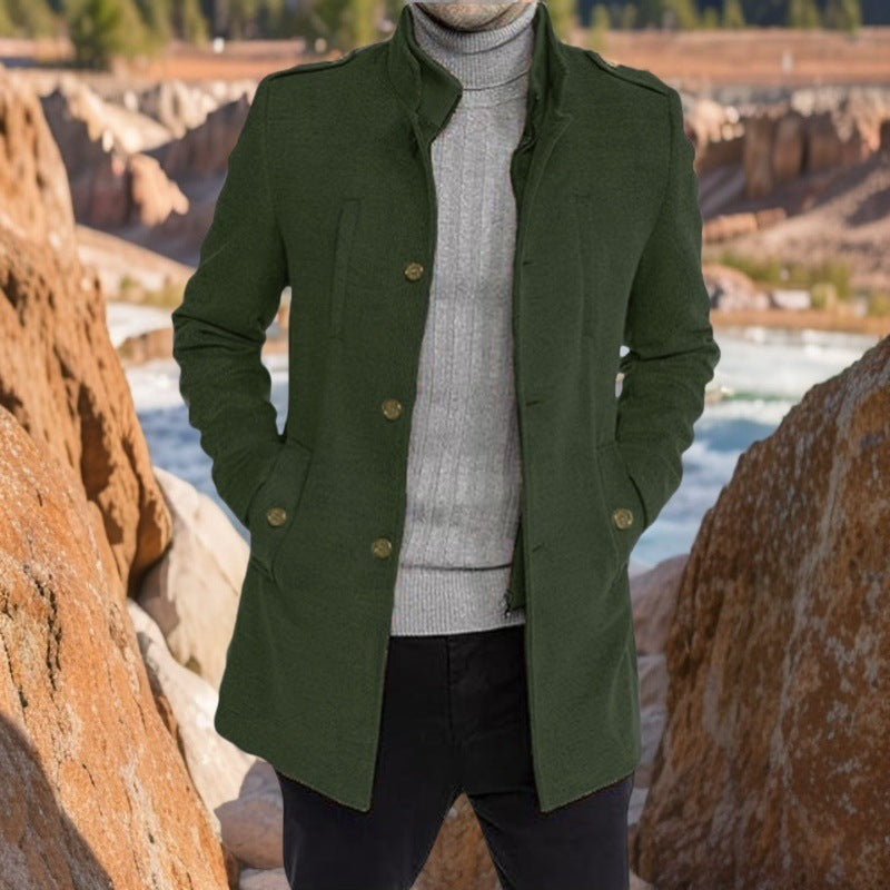 Trendy coat for men with practical pockets Lune London