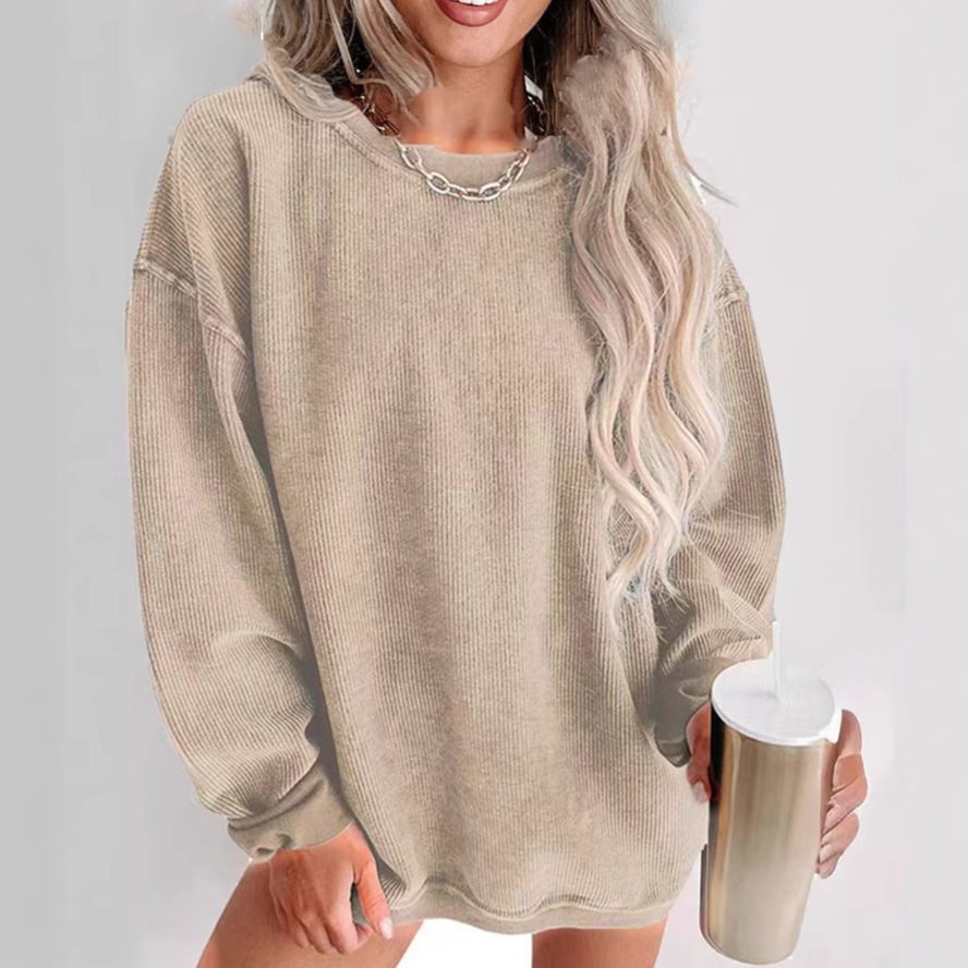 Comfortable and stylish sweater for women with ribbed structure Lune London