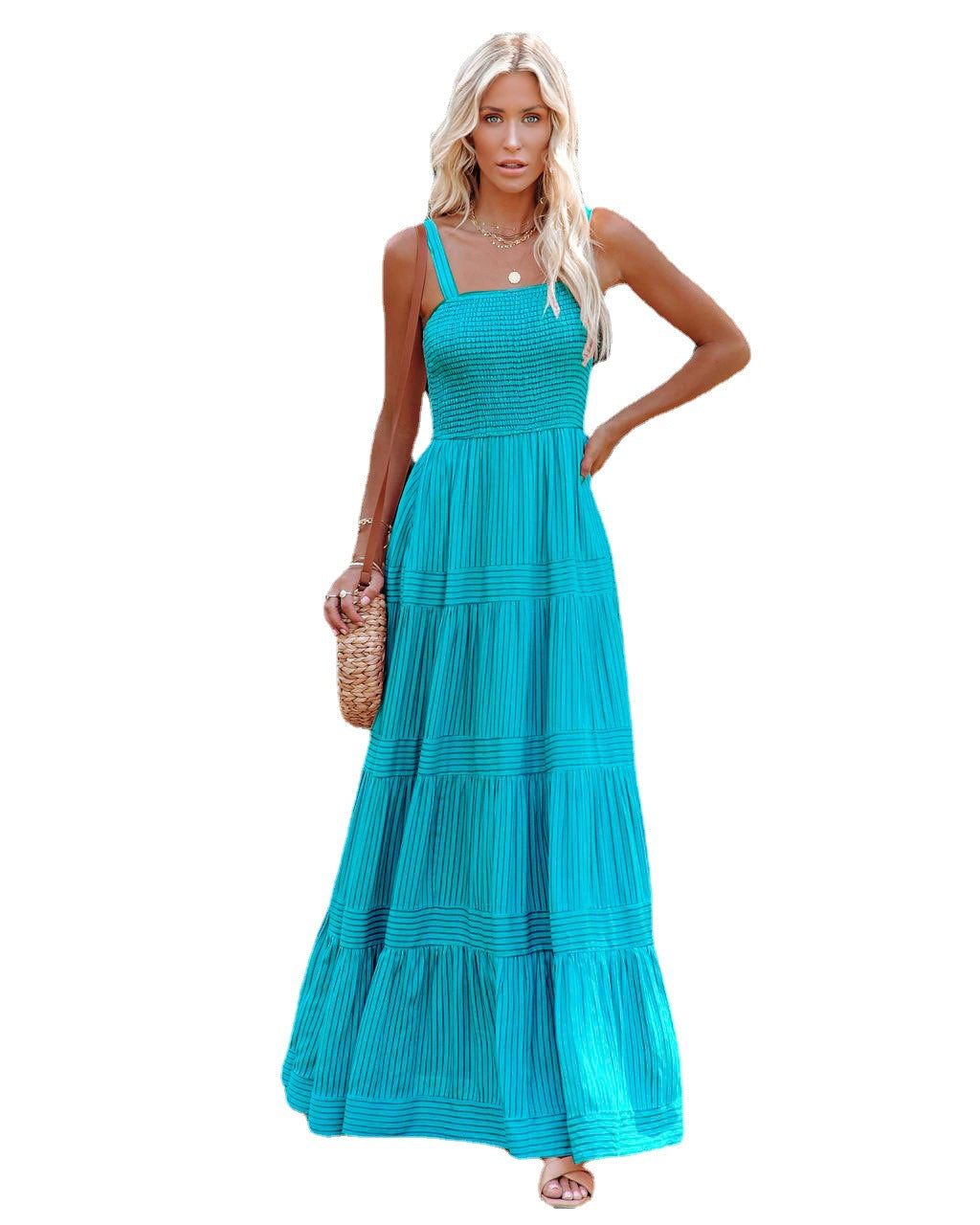 Long maxi dress for women, slightly flared, with gathers and spaghetti straps Chic & Stil