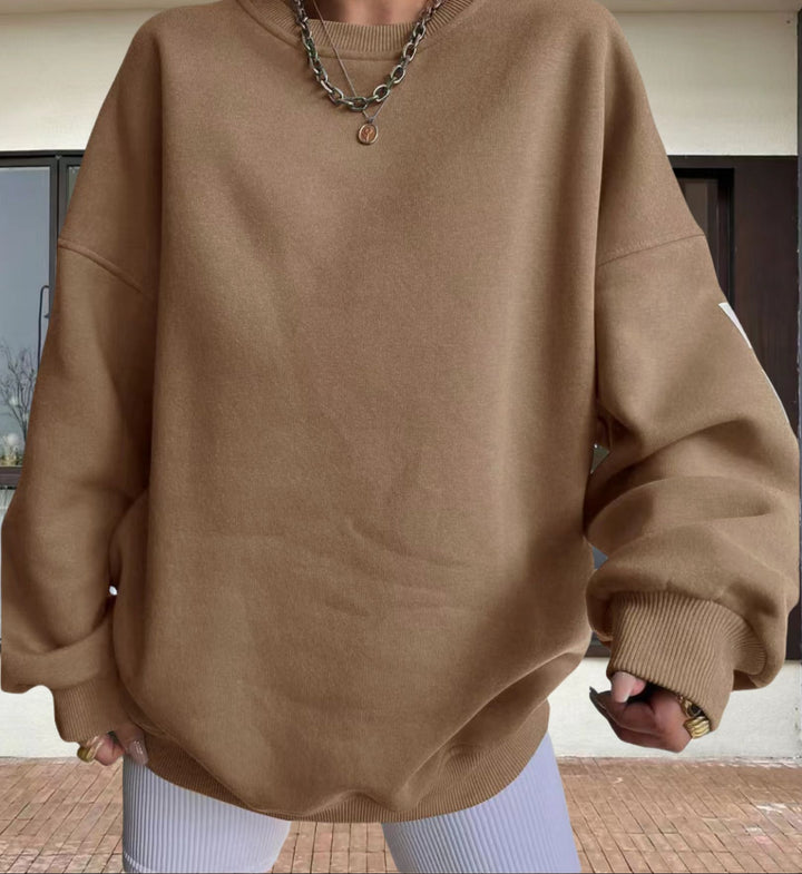Oversized sweatshirt for women with graphic accents Lune London