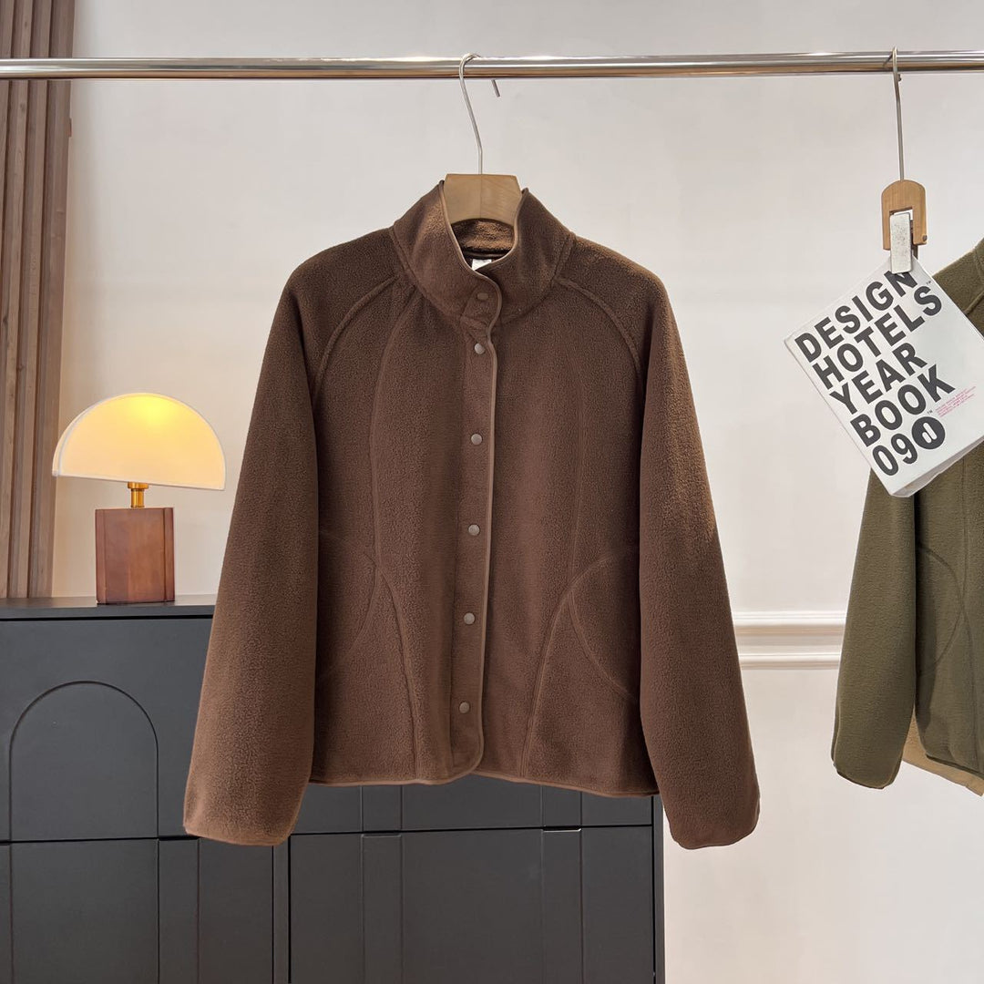 Veste en polaire pour femmes avec col montant et boutons-pression Chic & Stil