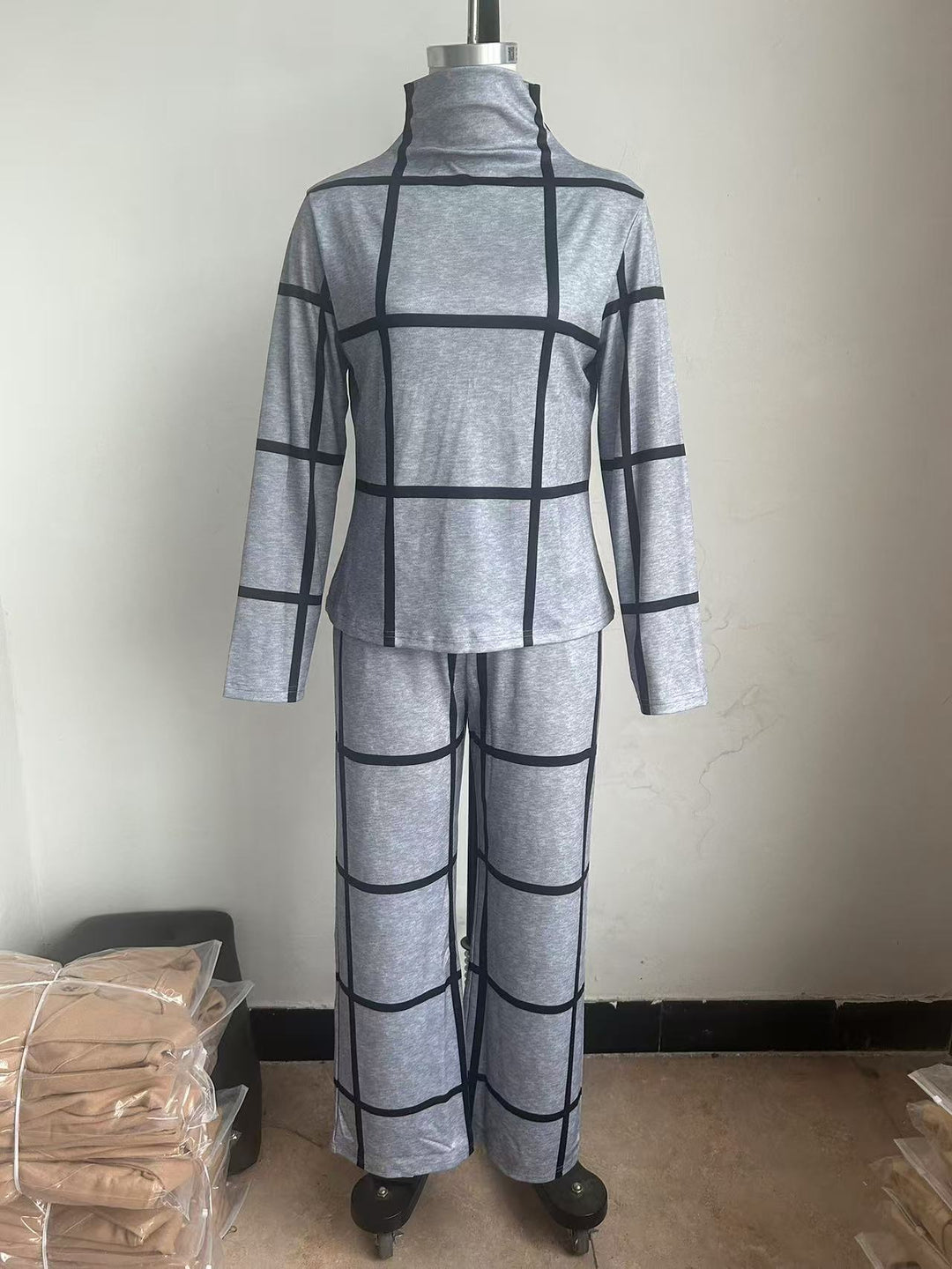 Women Long Sleeve Tartan Pattern Set Lune London