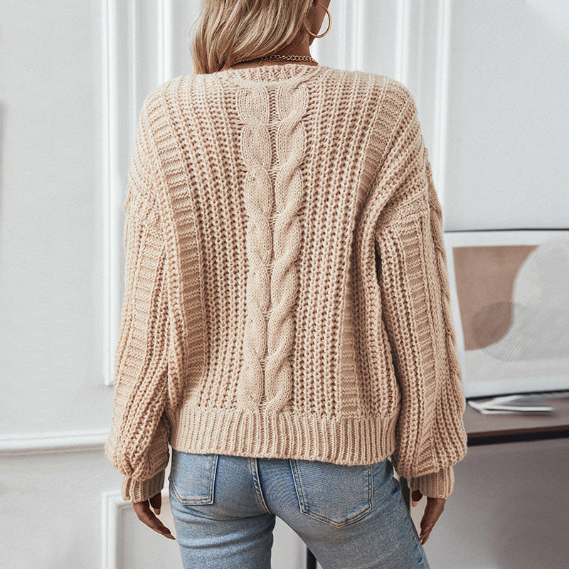 Ladies chunky knit sweater with oversized fit and textured pattern Lune London