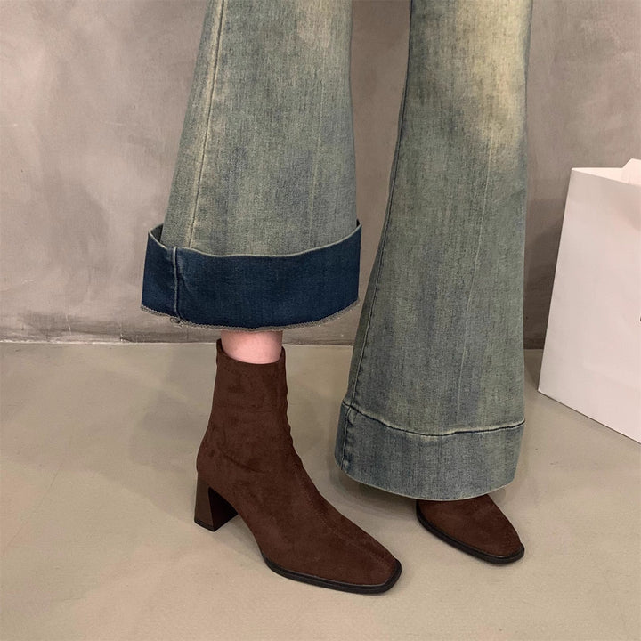 Femme Stylish Suede Ankle Boots with Block Heels Chic Und Stil