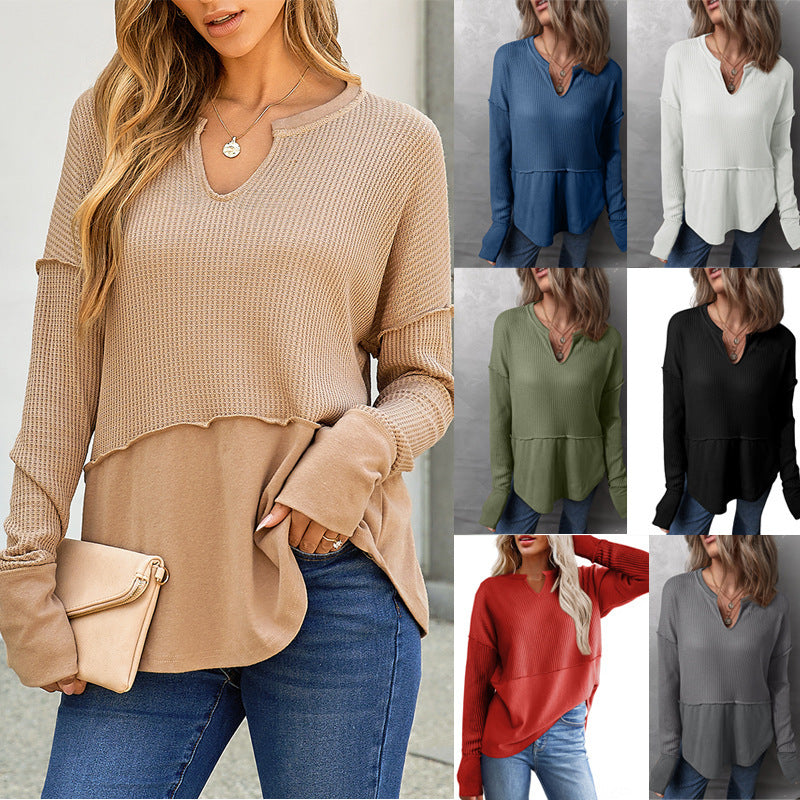Casual knit pullover for women with V-neck and texture Lune London