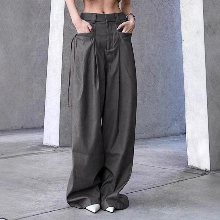 Wide pleated pants for women with side pockets and elegant waist Lune London