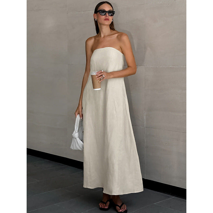 Ladies Maxi Dress Without Sleeves with Elegant Waistband and Flowing Cut Lune London