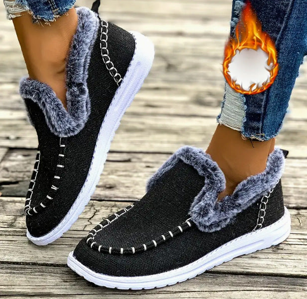 Ladies comfortable fleece slippers with non-slip sole Lune London