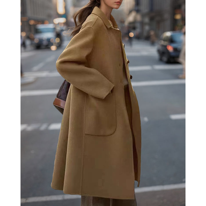 Elegant wool coat for women with high pockets and classic lapels Lune London