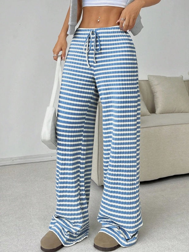 Wide plaid trousers for women with elastic waistband Lune London