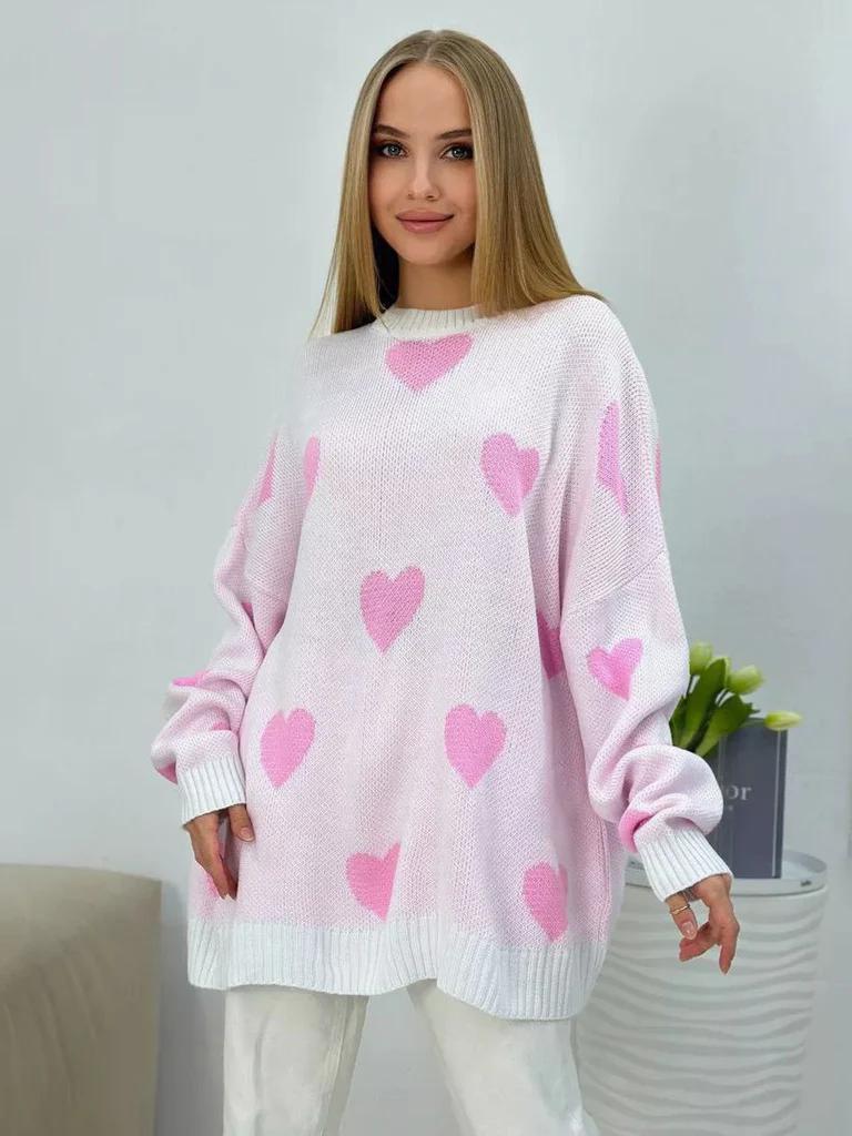 Chunky knit sweater for women with trendy heart pattern and comfortable fit Lune London
