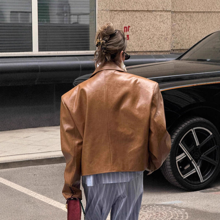 Short leather jacket for women in an elegant blazer style Lune London
