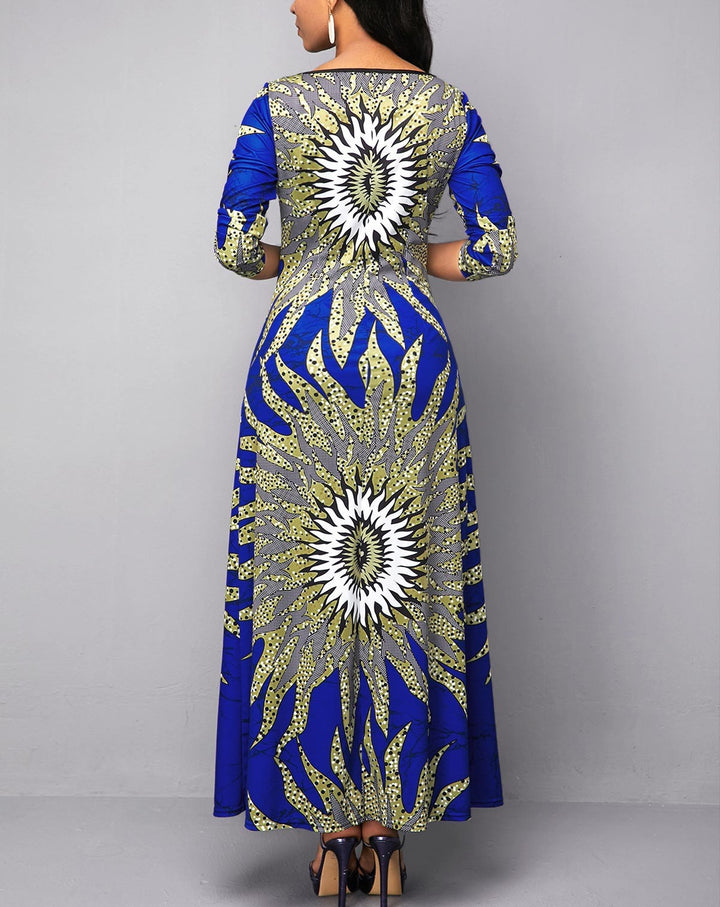 Maxi dress for women with an impressive graphic pattern and a round neck Lune London