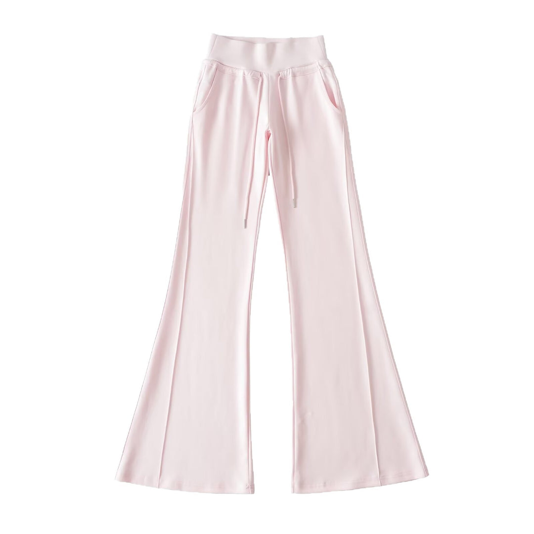Women’s flared lounge pants with a high waist and practical side pockets Lune London