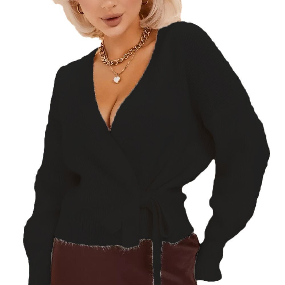 Cardigan enveloppant pour femme en tricot doux avec un élégant col en V et une ceinture à nouer Chic & Stil