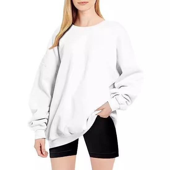 Oversized sweatshirt for women with raglan sleeves and soft lining Lune London