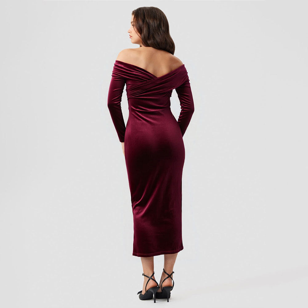 Robe de soirée luxueuse pour femmes avec design dénudé sur les épaules et fente latérale Chic & Stil