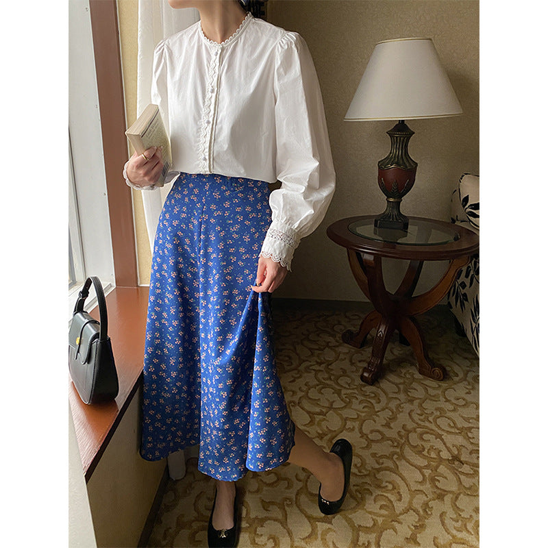 Women romantic midi dress with floral accents Chic & Stil