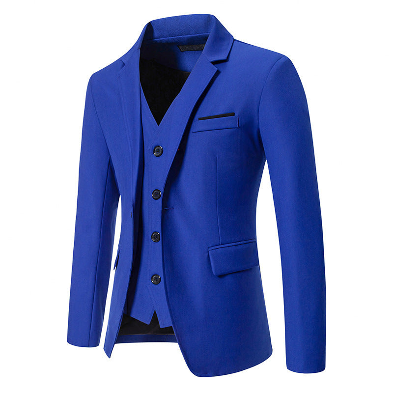 Elegant men's suit with modern cut and refined details Lune London
