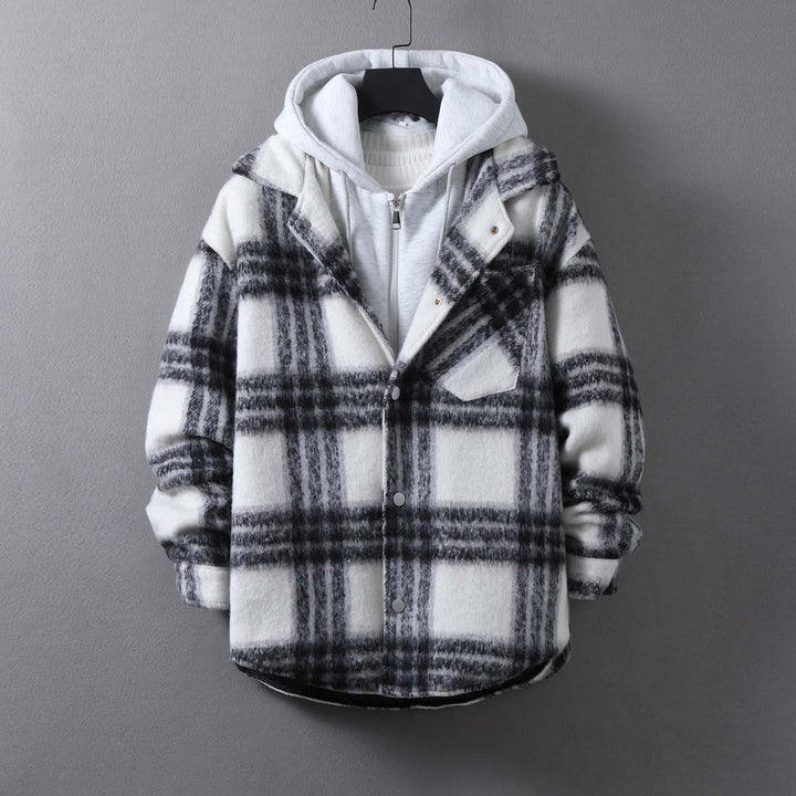 Casual checkered coat for women with soft lining and practical pockets Lune London