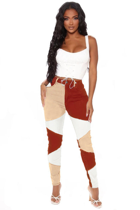 Slim-Fit jeans for women with modern block design and elastic waistband Lune London