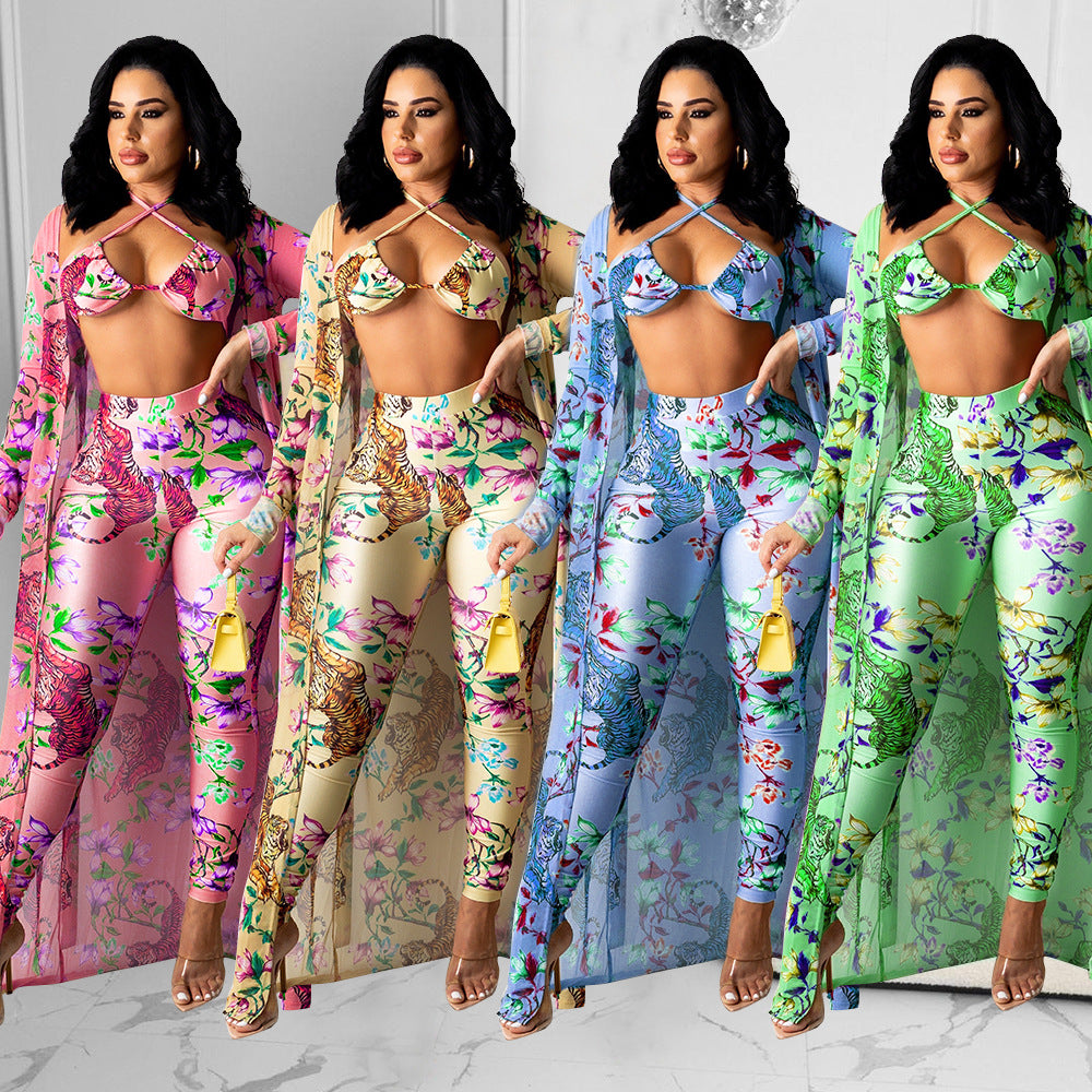 Ladies floral pattern two-piece Lune London