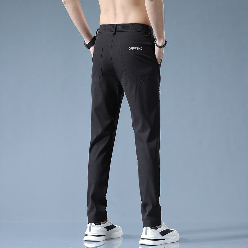 Pantalon décontracté pour hommes avec taille élastique et poches pratiques Lune London