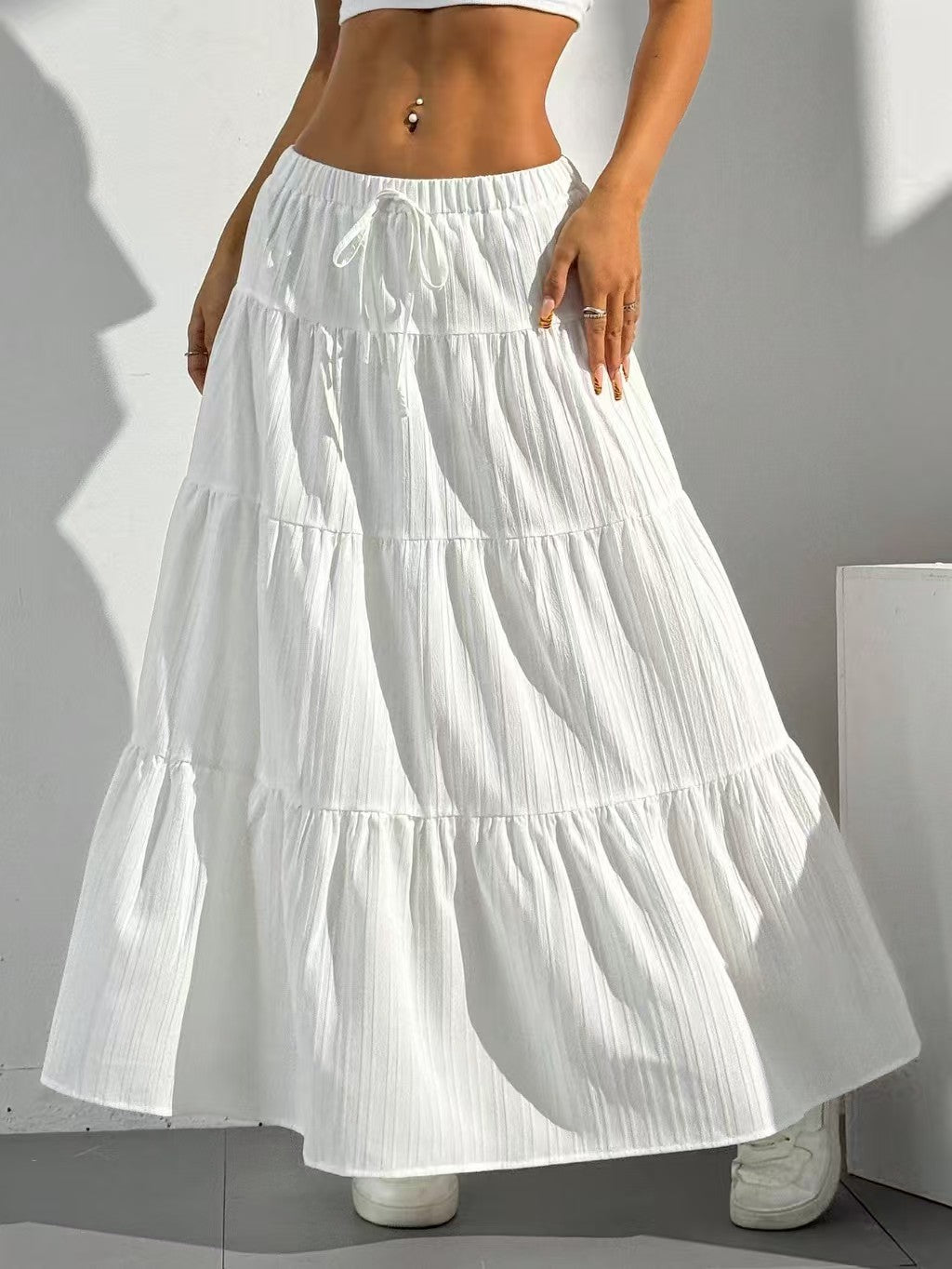 Long ruffled skirt for ladies with elastic waistband and gathers Lune London
