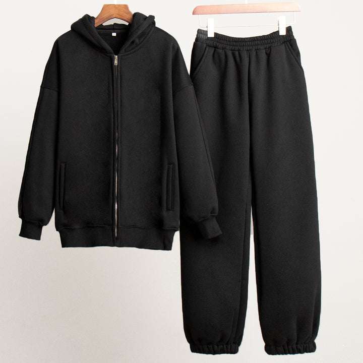 Ensemble de hoodie sportif et de pantalon de jogging pour dames Chic & Stil