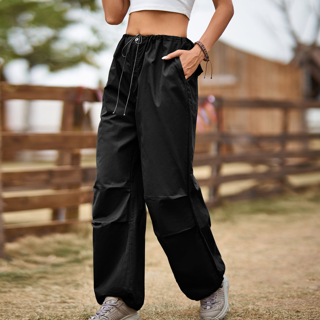Cargo transport pants for women with elastic waistband and practical pockets Lune London