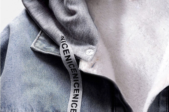 Veste en jean pour femmes avec hoodie intégré Chic & Stil