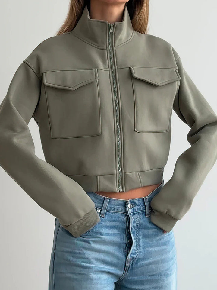 Casual short jacket for women with applied pockets Lune London