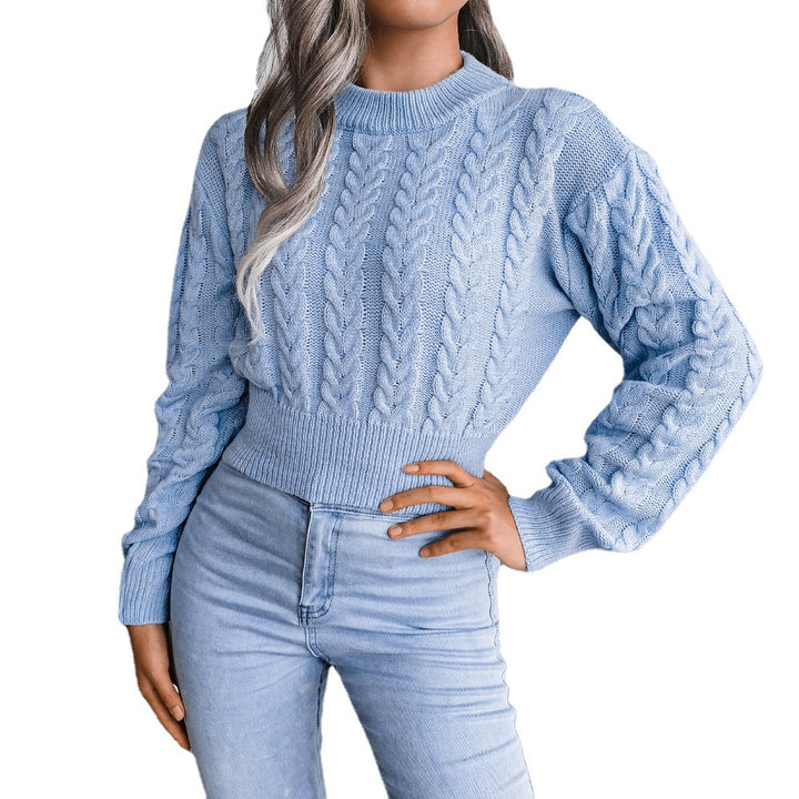 Knitted sweater for women with a modern weaving pattern and a fitted size Lune London