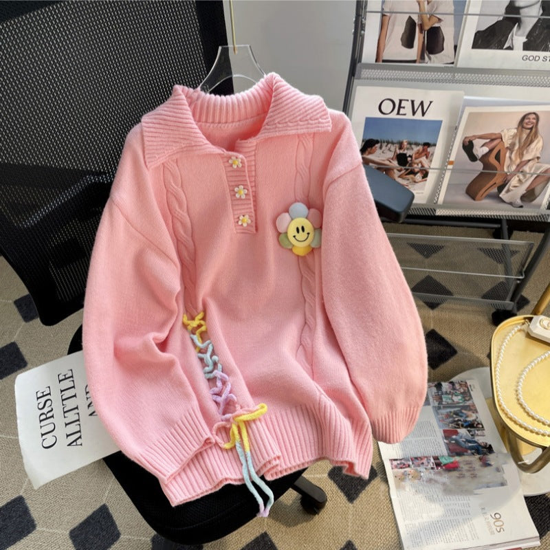 Chunky knit sweater for women with colorful applications and a ribbed structured neckline Lune London