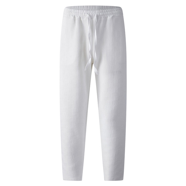 Sport leisure pants for men with an innovative structured design and an elastic waist Lune London