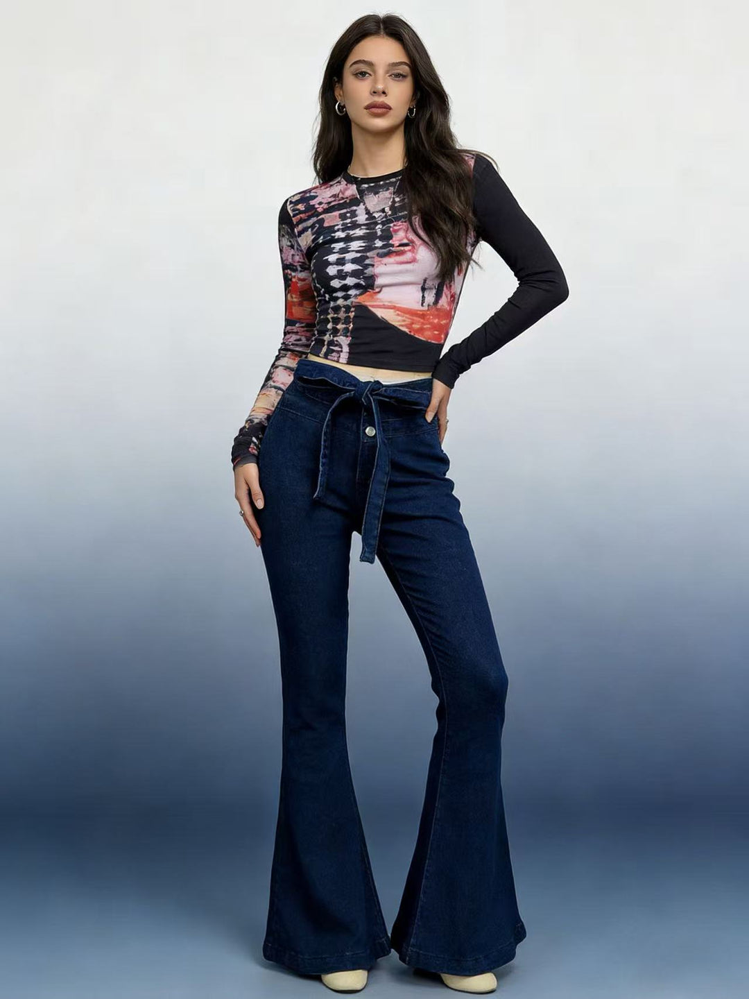 Women's Flared Jeans with Belt and High Waist Lune London