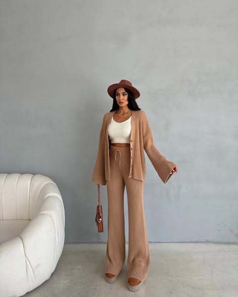 Women's knit set with button details and loose fit Lune London