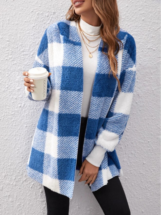 Ladies Cozy Fleece Jacket with Checkered Pattern and Hooded Design Lune London